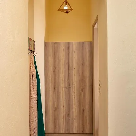 Aurora Apartmanhotel *