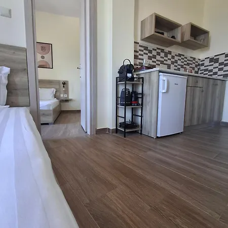 Aurora Aparthotel 3*